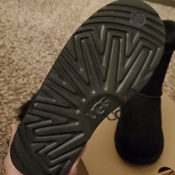 Bailey Bow II Exotic - Picture 3 of 3